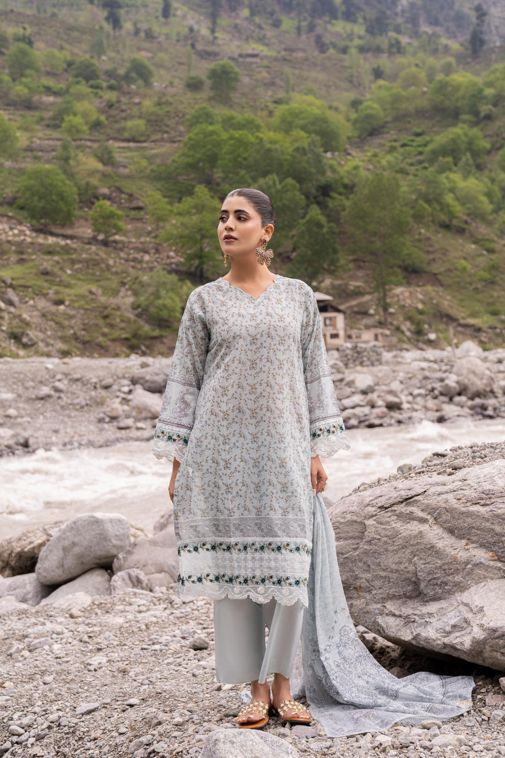 Shanaya Vol-166 Digital Embroidered Lawn 3PC