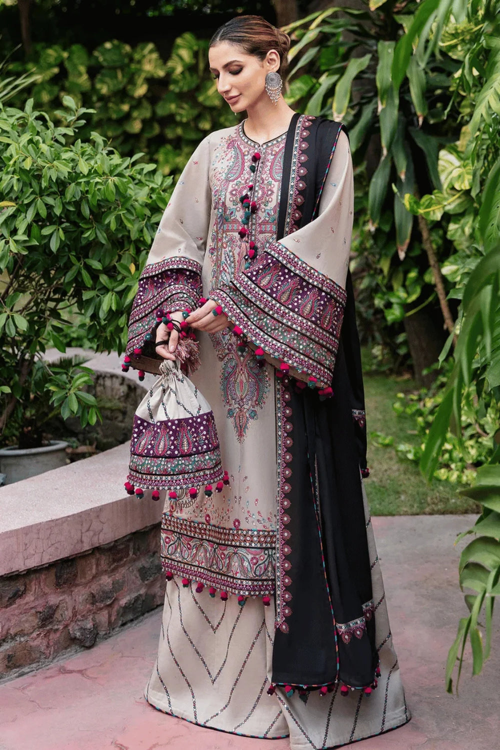 Jazmin Beige & Black Printed 3-Piece Suit