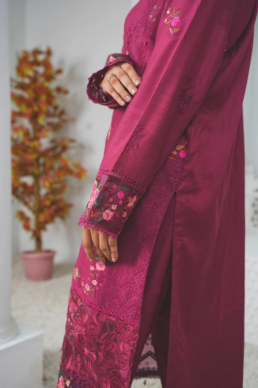 Silk & Stories Luxury Heavy Embroidered Lawn 3PC