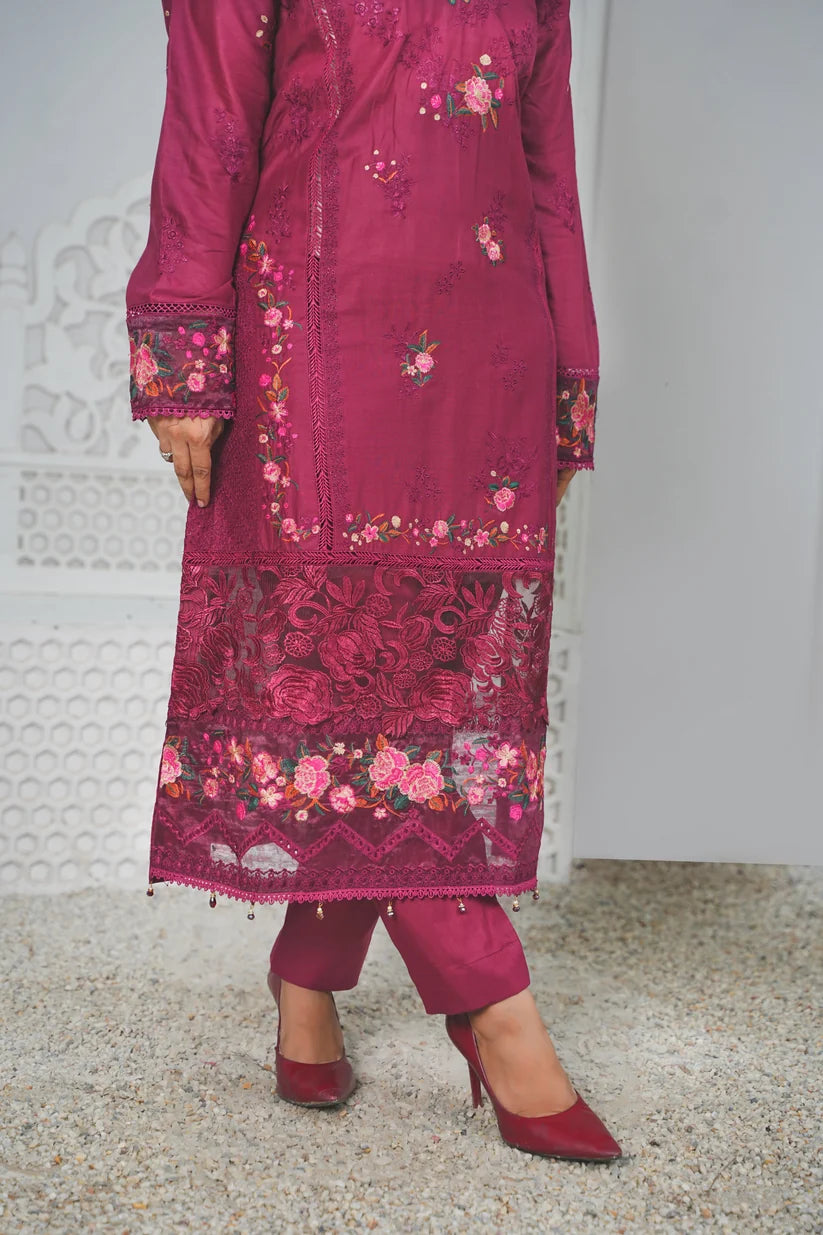 Silk & Stories Luxury Heavy Embroidered Lawn 3PC
