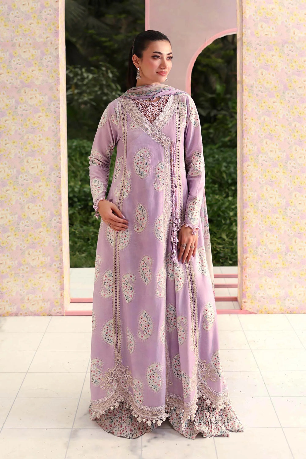 Lavender Embroidered Luxury 3-Piece Suit