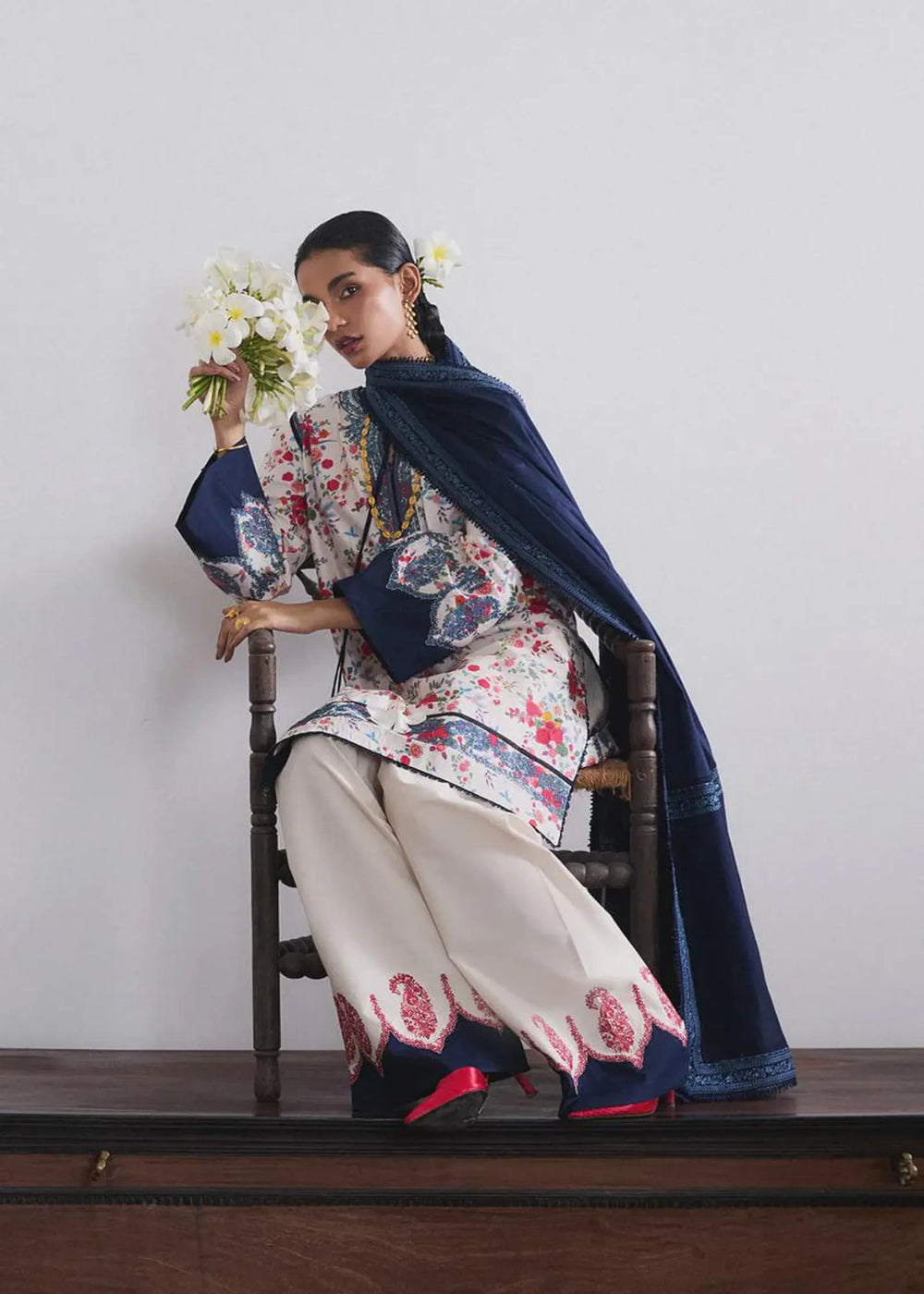 Aeri embroidered Lawn 3 piece outfit for women
